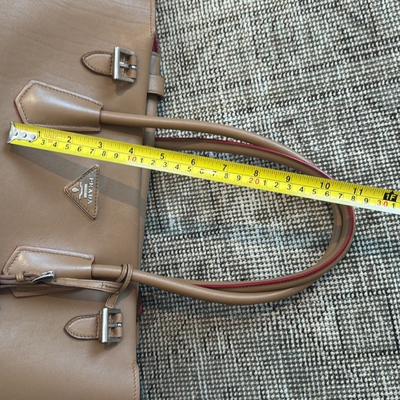 Prada Saffiano top handle large bag - Picture 9 of 10